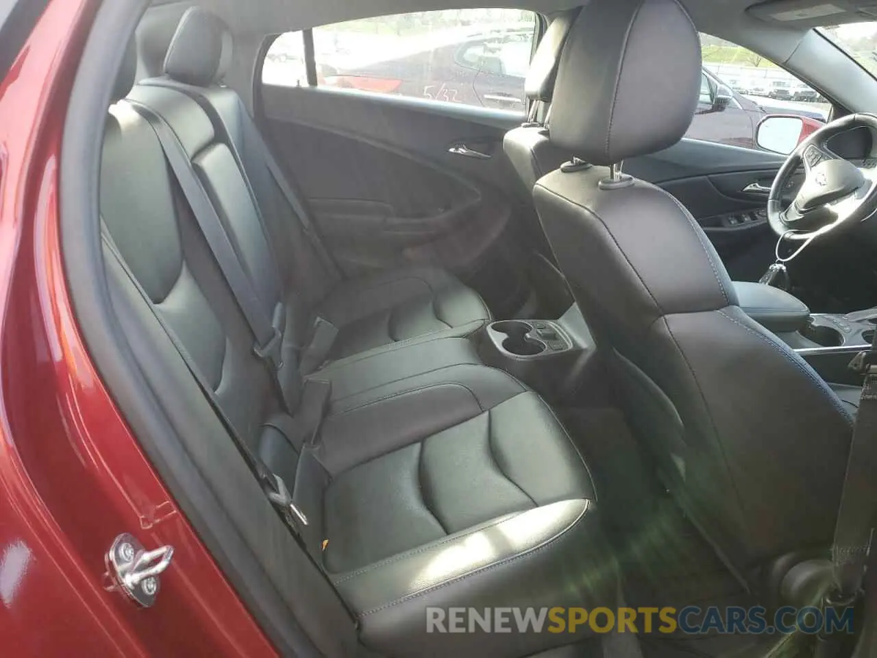 10 Photograph of a damaged car 1G1RD6S55KU127077 CHEVROLET VOLT 2019