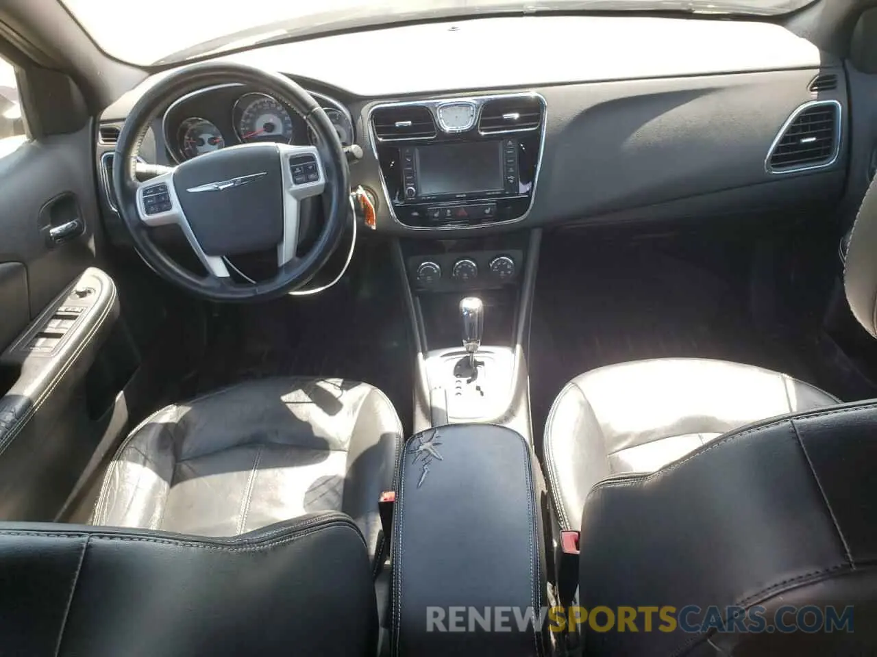 8 Фотография поврежденного автомобиля 1C3BC2FG4BN527145 CHRYSLER 200 2023