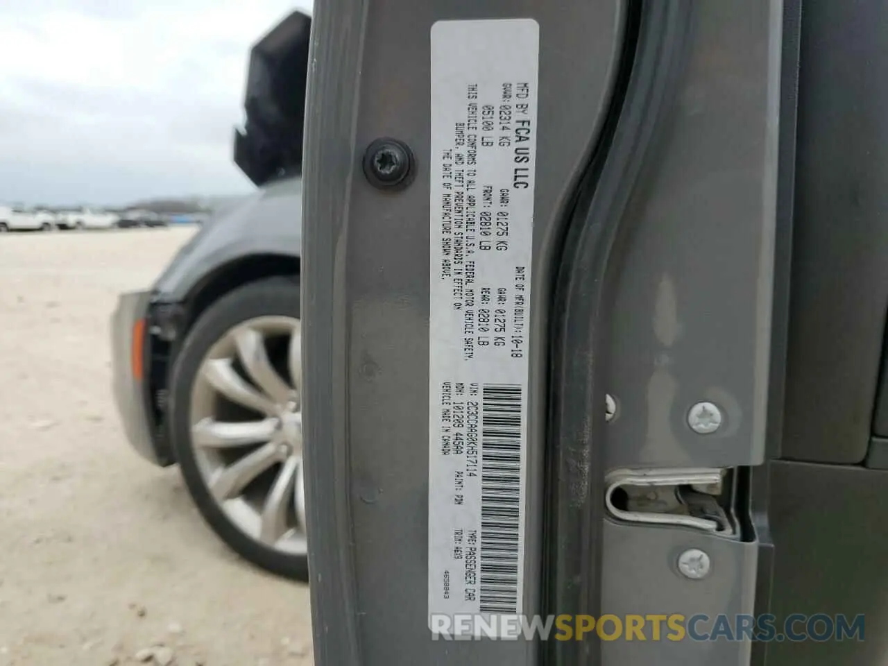 15 Photograph of a damaged car 2C3CCAAG0KH517114 CHRYSLER 300 2019