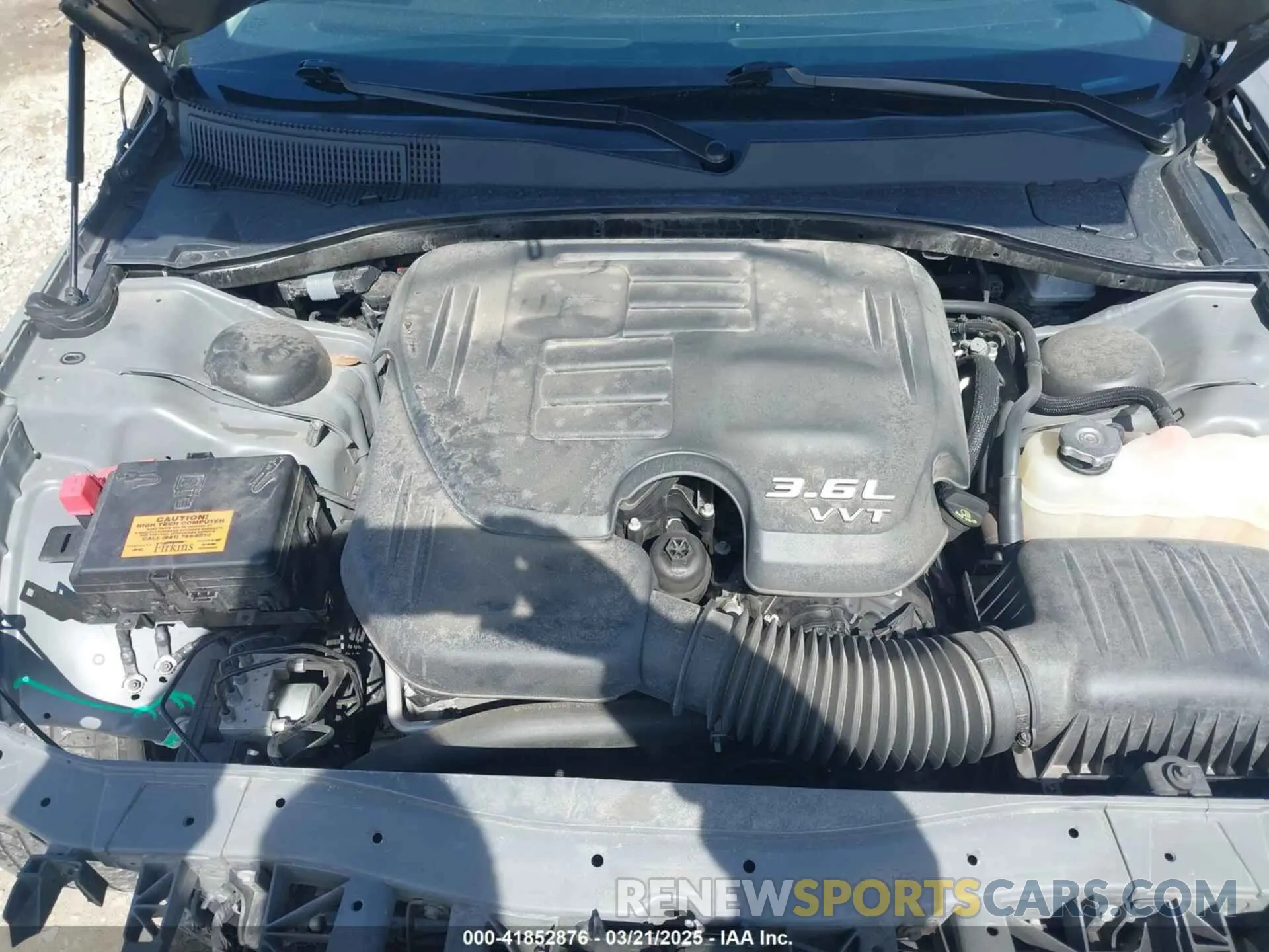 10 Photograph of a damaged car 2C3CCAAG0KH564997 CHRYSLER 300 2019