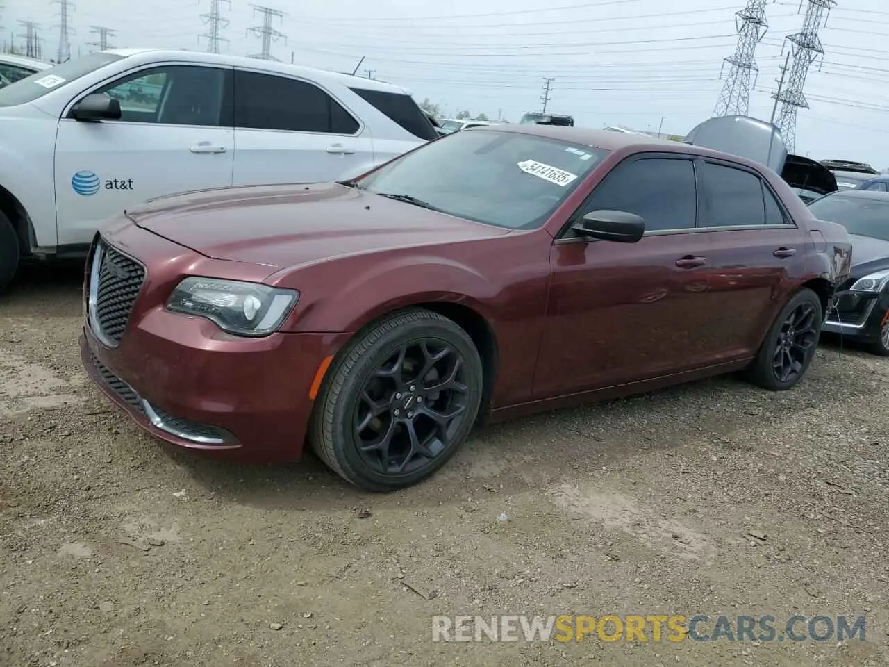 1 Фотография поврежденного автомобиля 2C3CCAAG1KH501567 CHRYSLER 300 2019