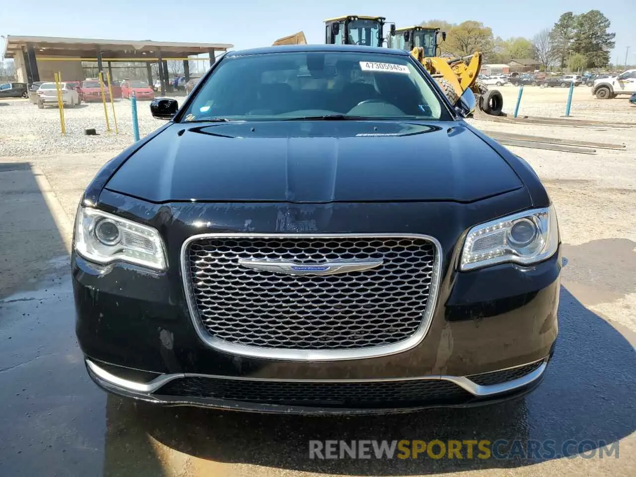 5 Photograph of a damaged car 2C3CCAAG1KH733179 CHRYSLER 300 2019