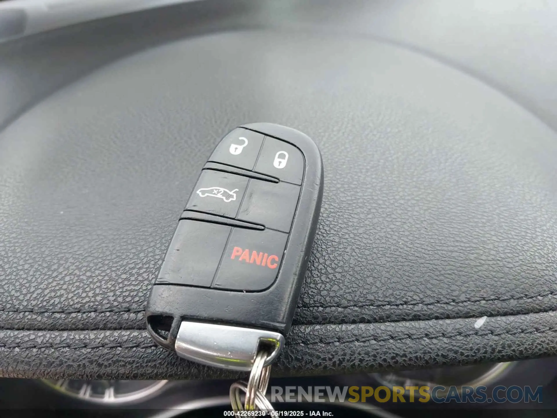 11 Photograph of a damaged car 2C3CCAAG3KH602030 CHRYSLER 300 2019