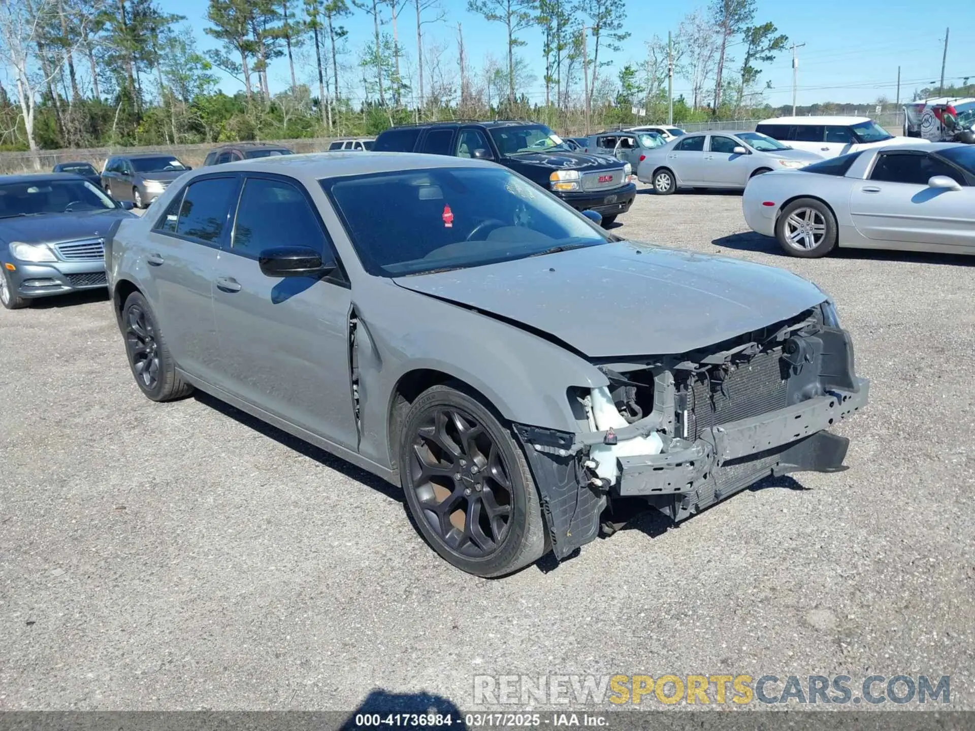 1 Фотография поврежденного автомобиля 2C3CCAAG3KH671588 CHRYSLER 300 2019