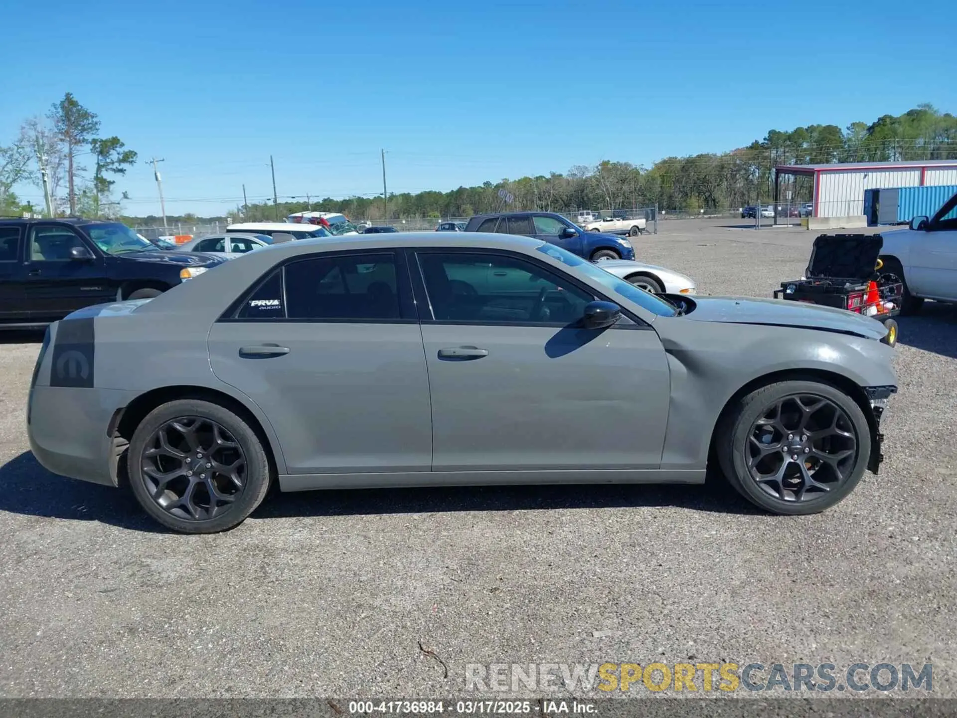 13 Фотография поврежденного автомобиля 2C3CCAAG3KH671588 CHRYSLER 300 2019