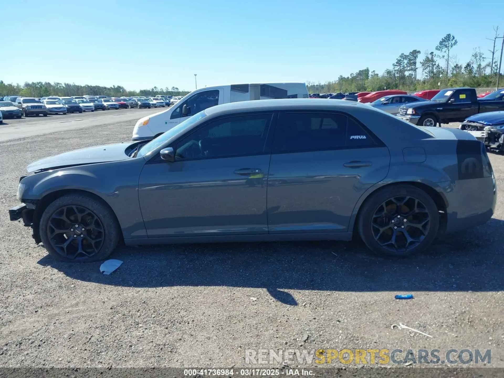 14 Фотография поврежденного автомобиля 2C3CCAAG3KH671588 CHRYSLER 300 2019