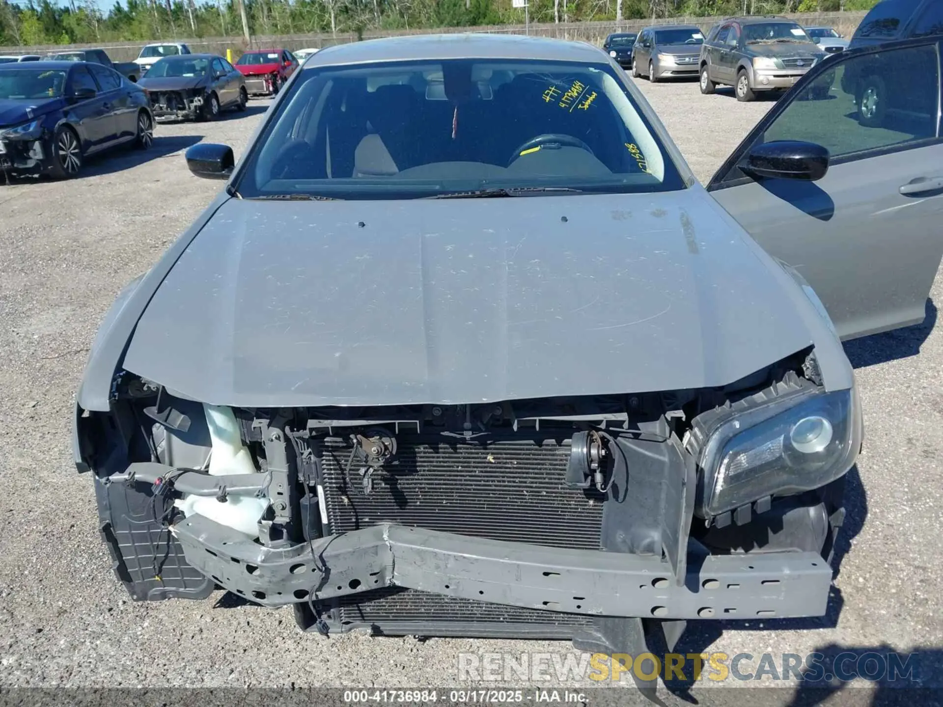 6 Фотография поврежденного автомобиля 2C3CCAAG3KH671588 CHRYSLER 300 2019