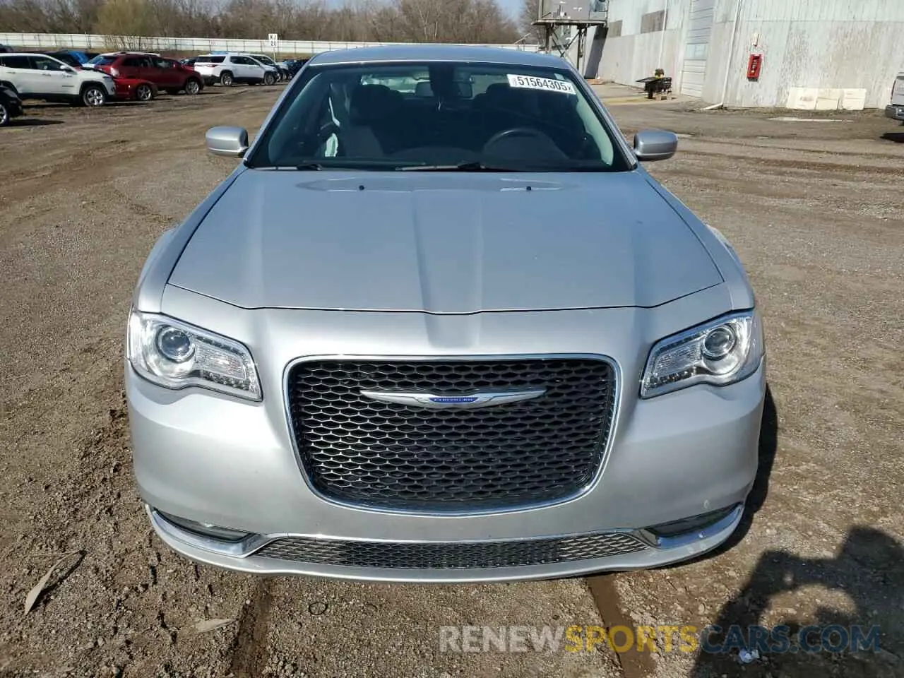 5 Photograph of a damaged car 2C3CCAAG4KH729031 CHRYSLER 300 2019