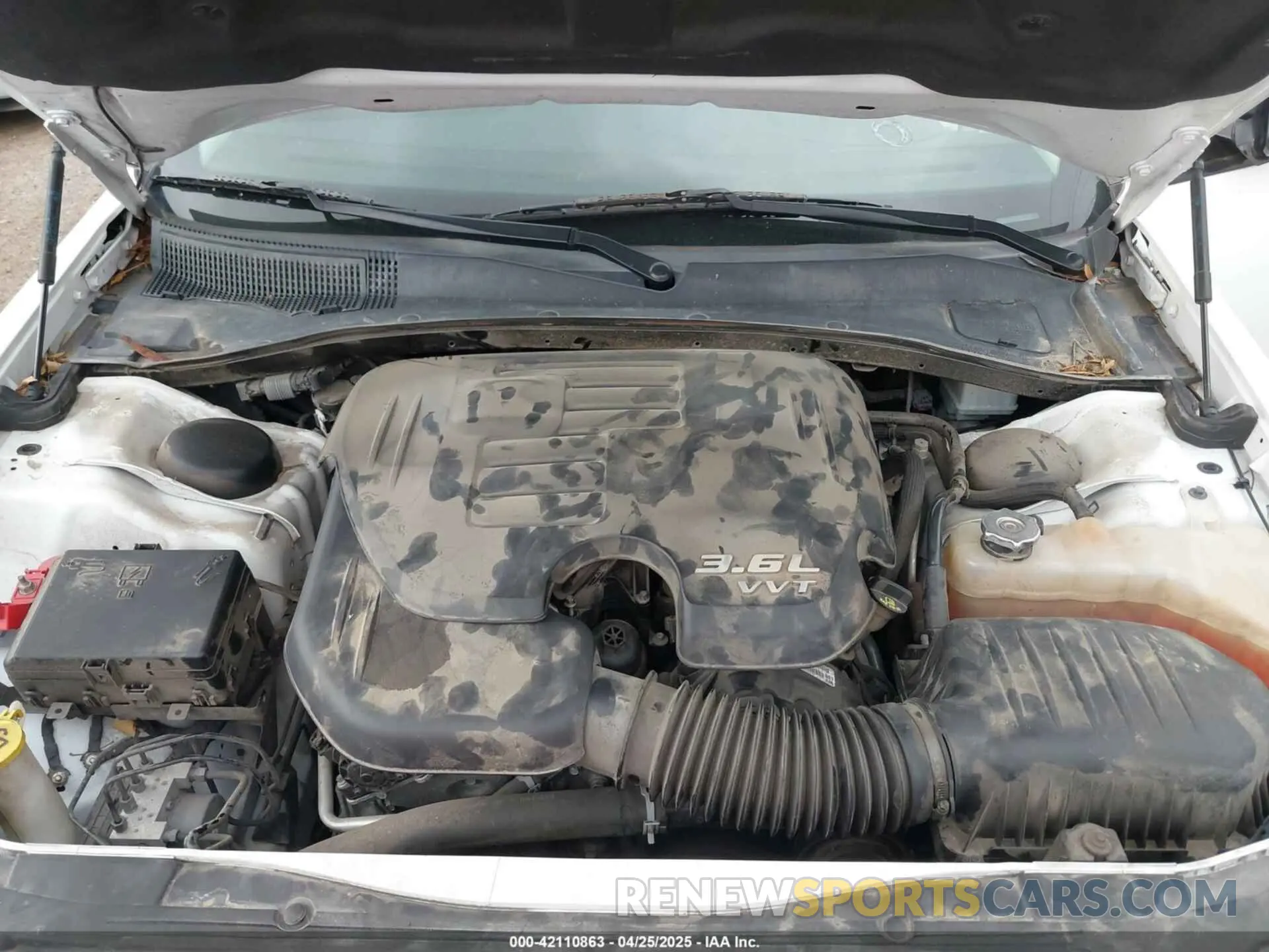 10 Фотография поврежденного автомобиля 2C3CCAAG5KH693740 CHRYSLER 300 2019