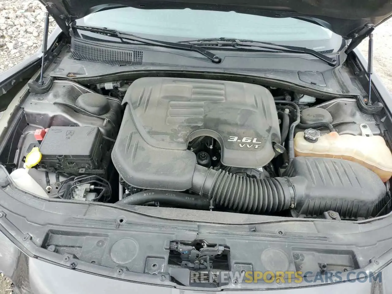 13 Photograph of a damaged car 2C3CCAAG6KH548125 CHRYSLER 300 2019