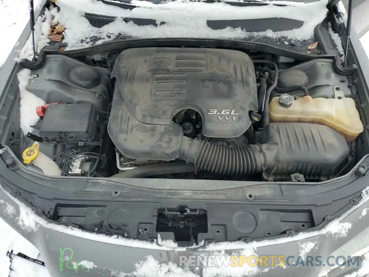 11 Photograph of a damaged car 2C3CCAAG6KH570271 CHRYSLER 300 2019