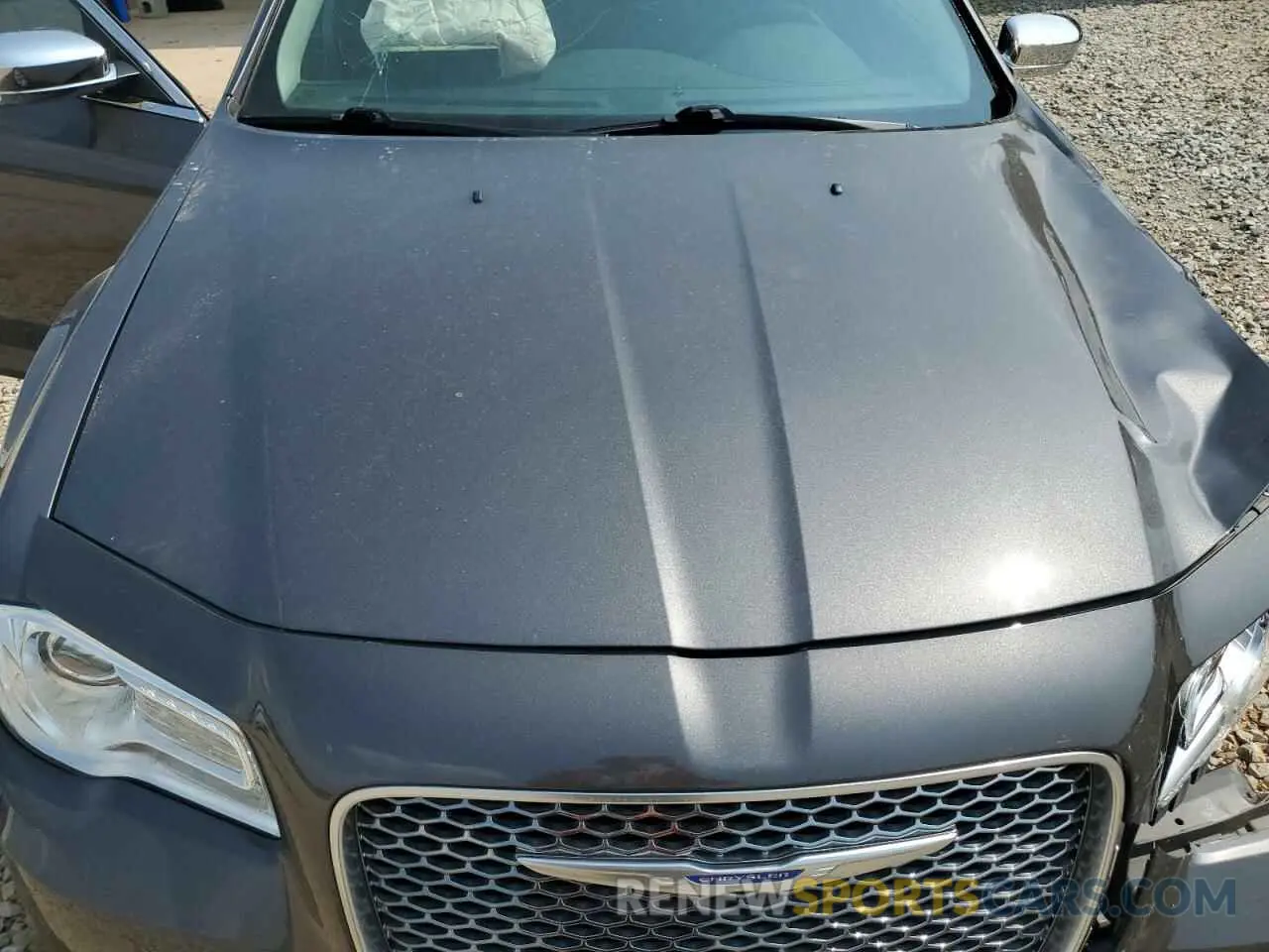 11 Photograph of a damaged car 2C3CCAAG6KH613653 CHRYSLER 300 2019