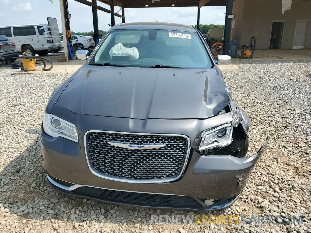 5 Photograph of a damaged car 2C3CCAAG6KH613653 CHRYSLER 300 2019