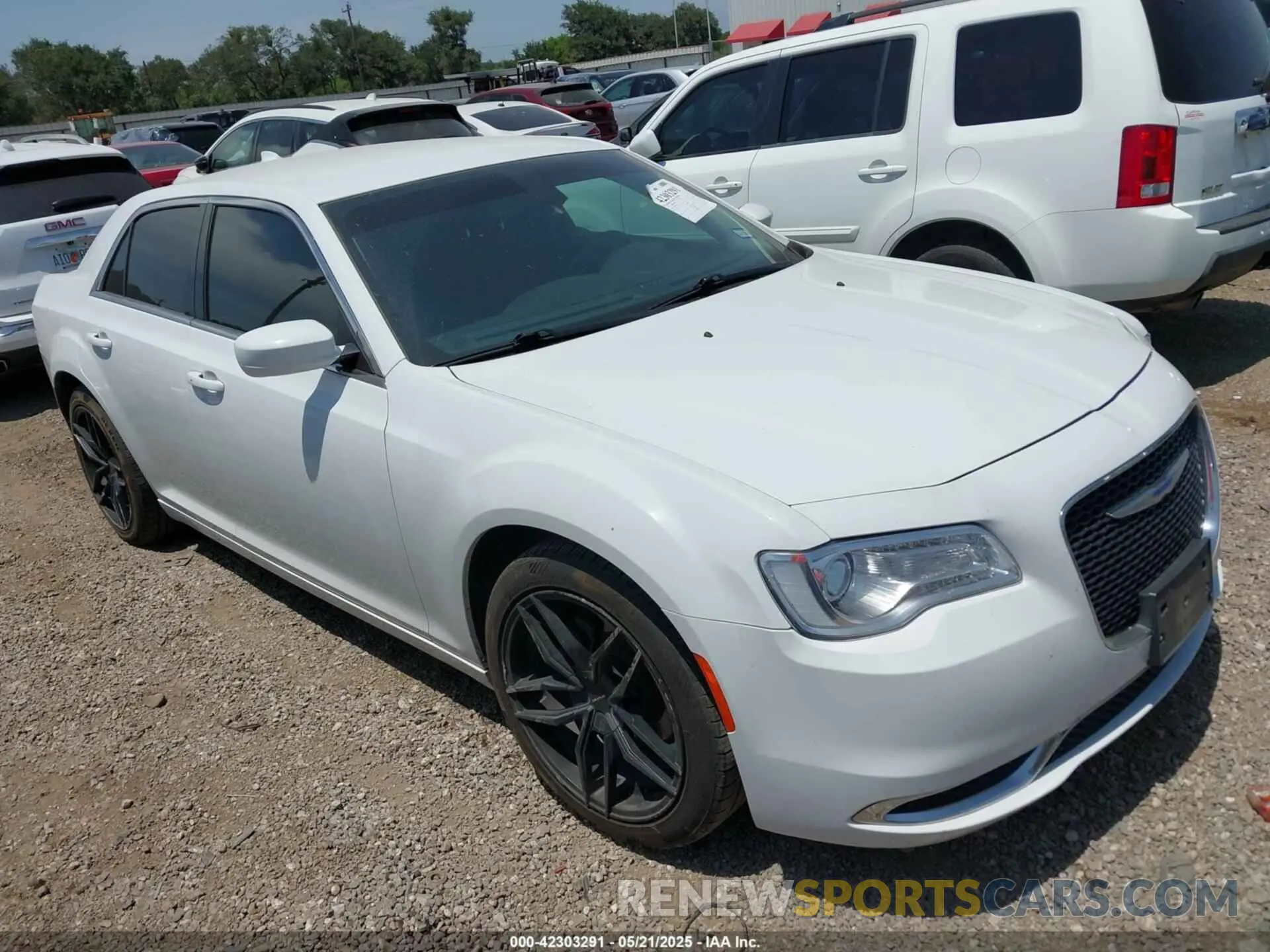 1 Photograph of a damaged car 2C3CCAAG7KH590111 CHRYSLER 300 2019