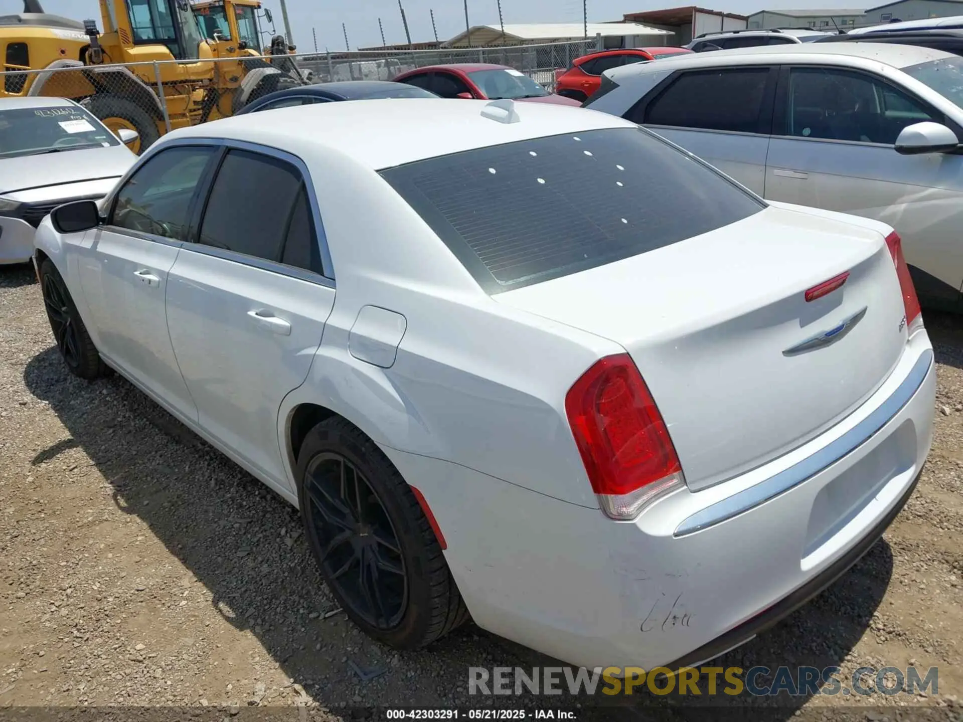 3 Photograph of a damaged car 2C3CCAAG7KH590111 CHRYSLER 300 2019