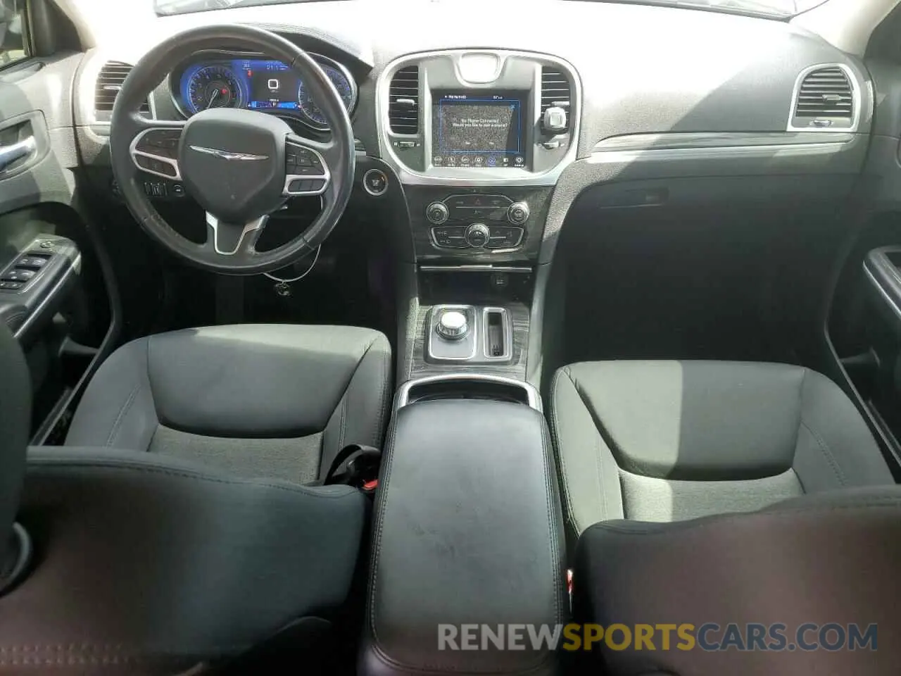 8 Photograph of a damaged car 2C3CCAAG7KH755767 CHRYSLER 300 2019