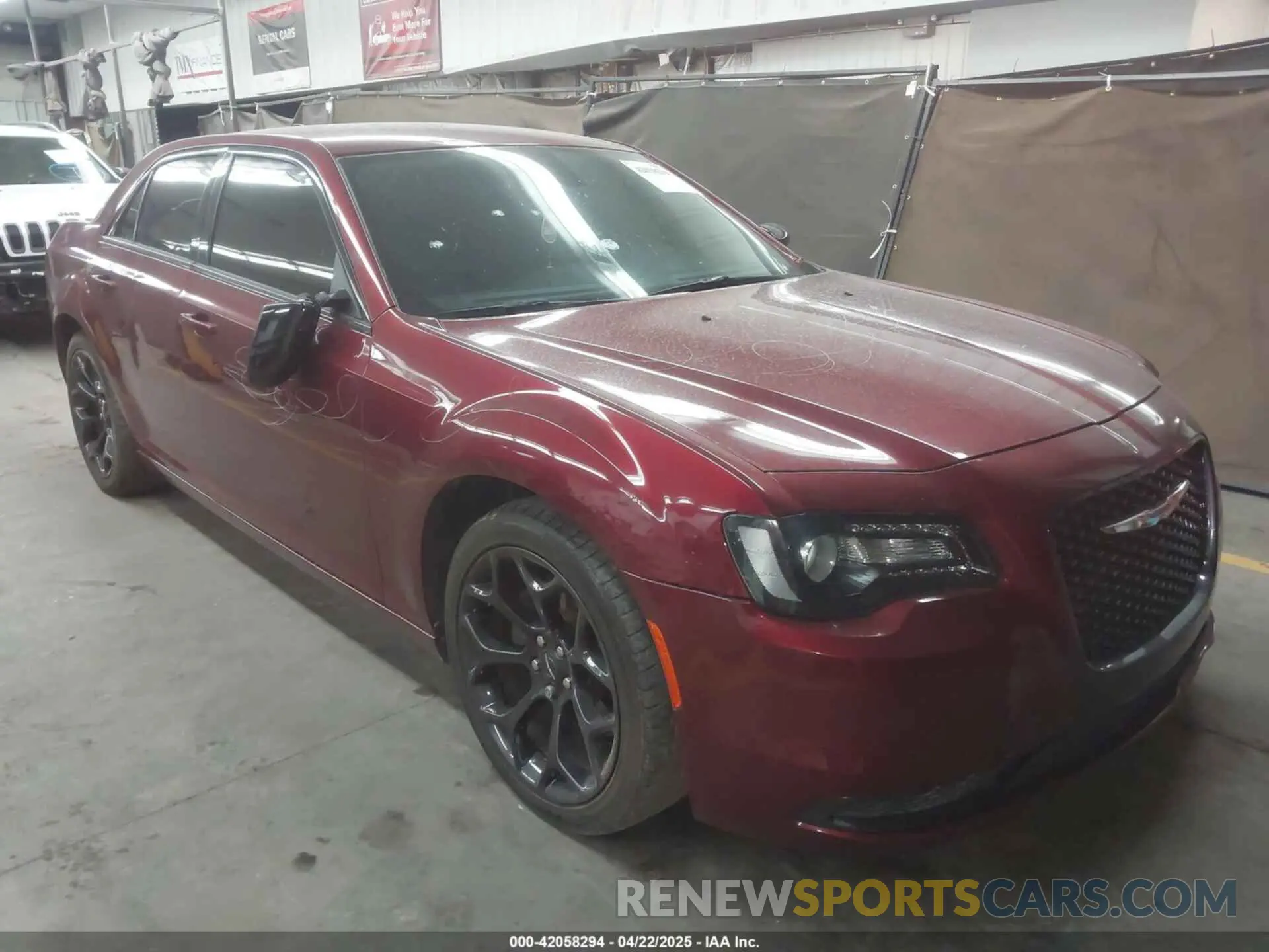1 Фотография поврежденного автомобиля 2C3CCAAG8KH728870 CHRYSLER 300 2019