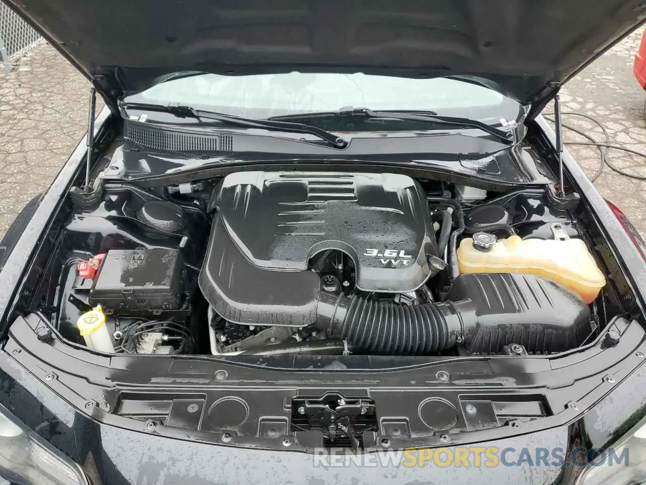 11 Photograph of a damaged car 2C3CCAAG9KH675922 CHRYSLER 300 2019