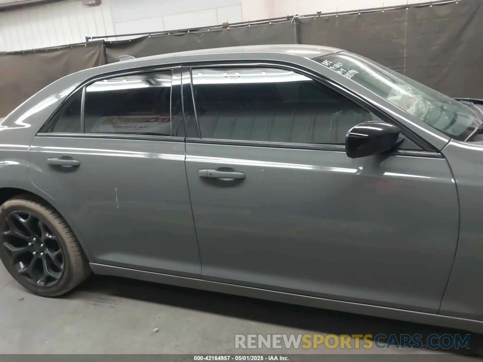 13 Photograph of a damaged car 2C3CCAAG9KH704514 CHRYSLER 300 2019