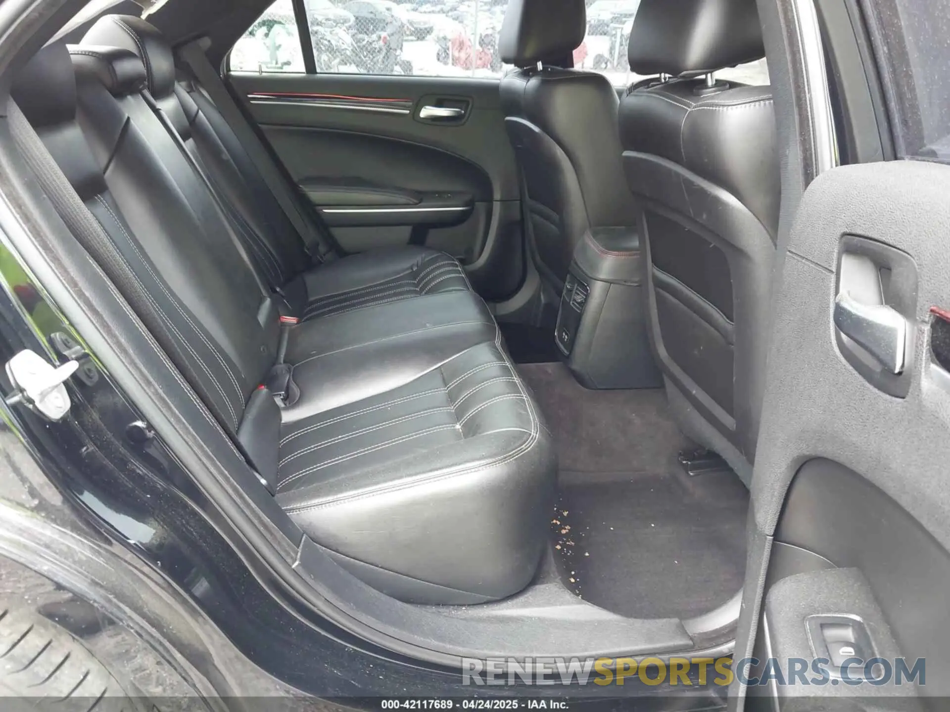 8 Фотография поврежденного автомобиля 2C3CCABG0KH515491 CHRYSLER 300 2019