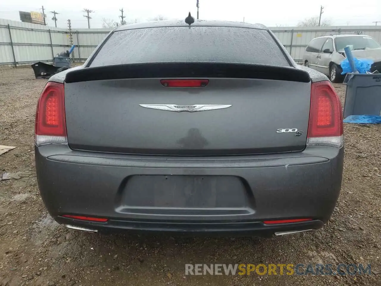 6 Photograph of a damaged car 2C3CCABG1KH555482 CHRYSLER 300 2019