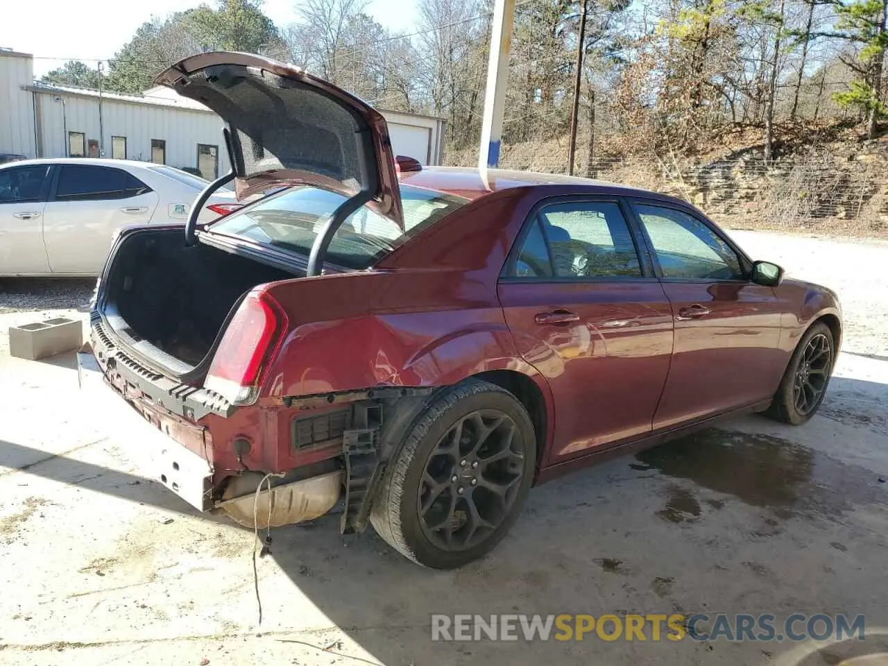3 Фотография поврежденного автомобиля 2C3CCABG2KH654103 CHRYSLER 300 2019