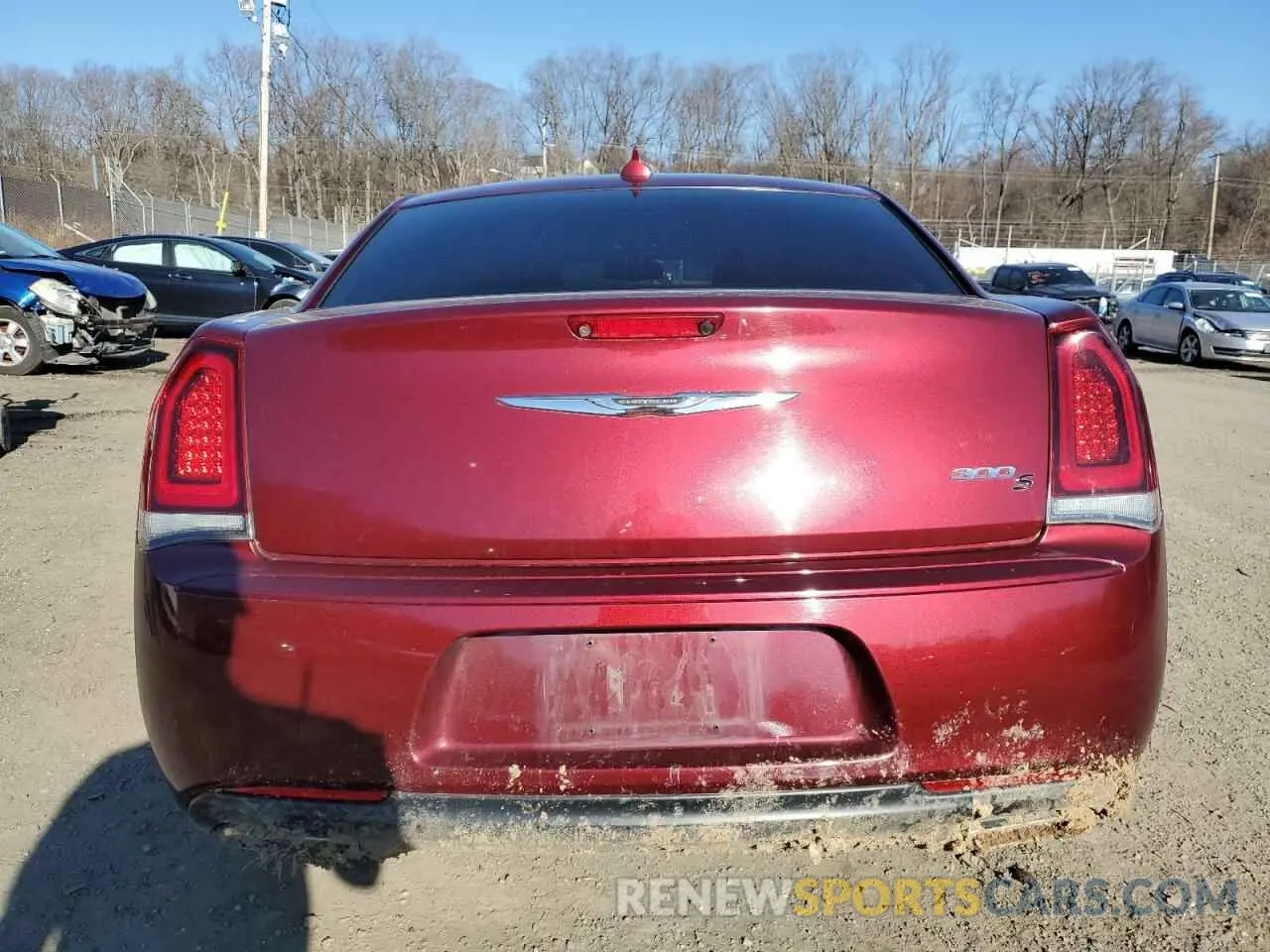 6 Photograph of a damaged car 2C3CCABG2KH654229 CHRYSLER 300 2019