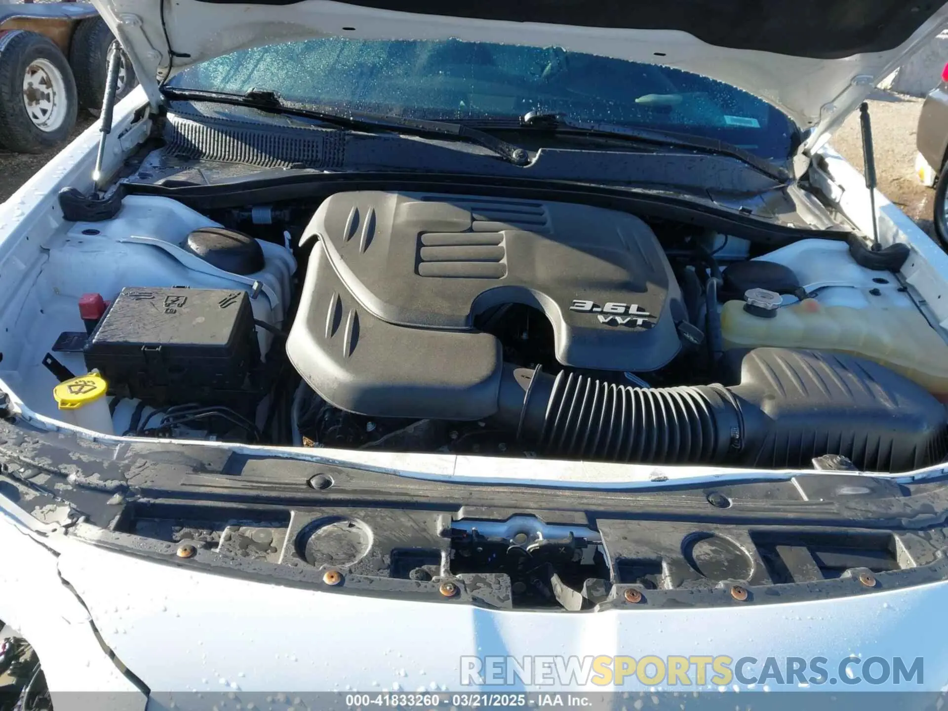 10 Photograph of a damaged car 2C3CCABG3KH533614 CHRYSLER 300 2019