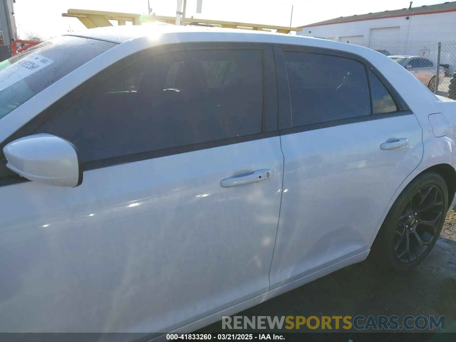 14 Photograph of a damaged car 2C3CCABG3KH533614 CHRYSLER 300 2019