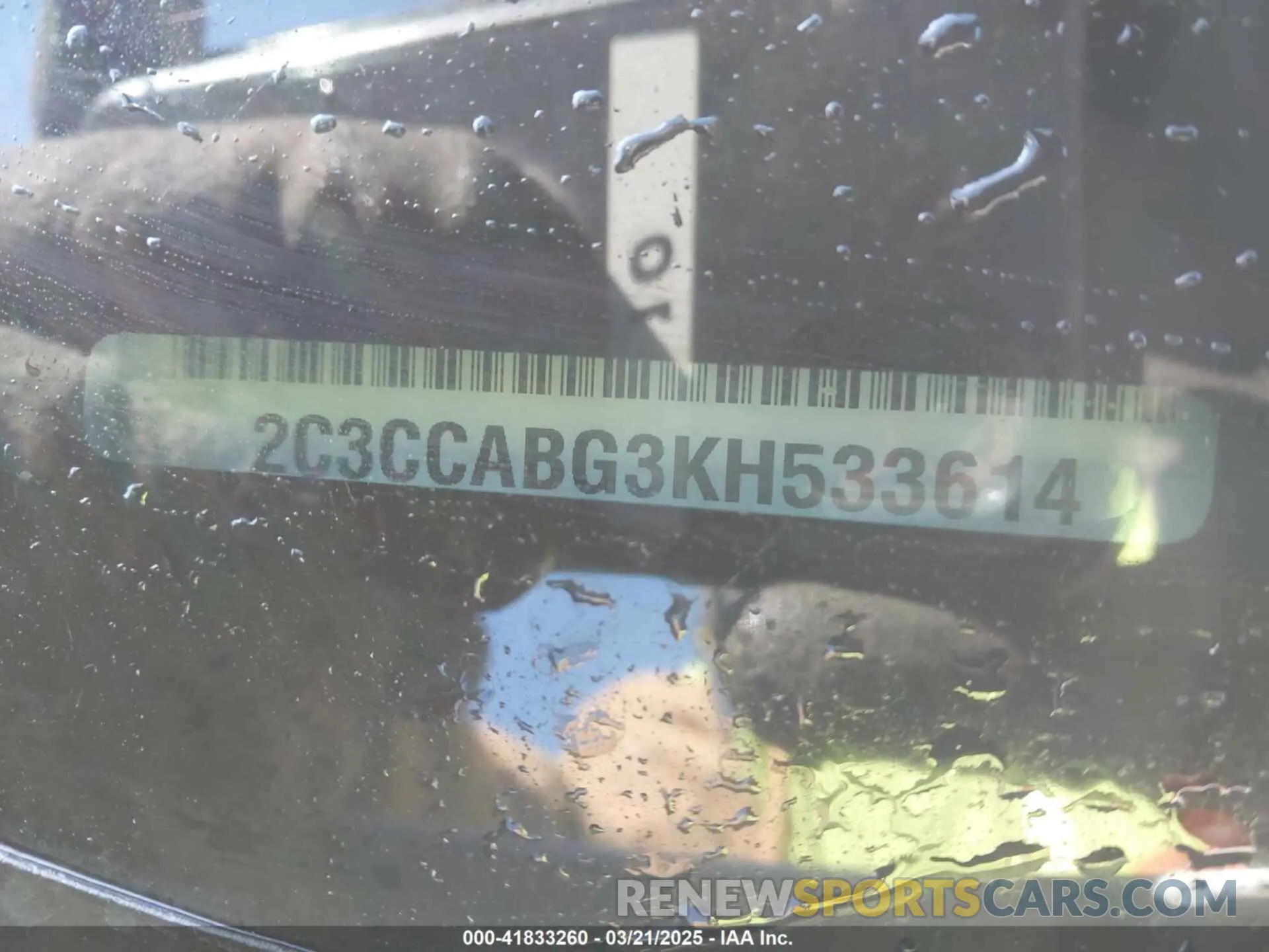 9 Photograph of a damaged car 2C3CCABG3KH533614 CHRYSLER 300 2019