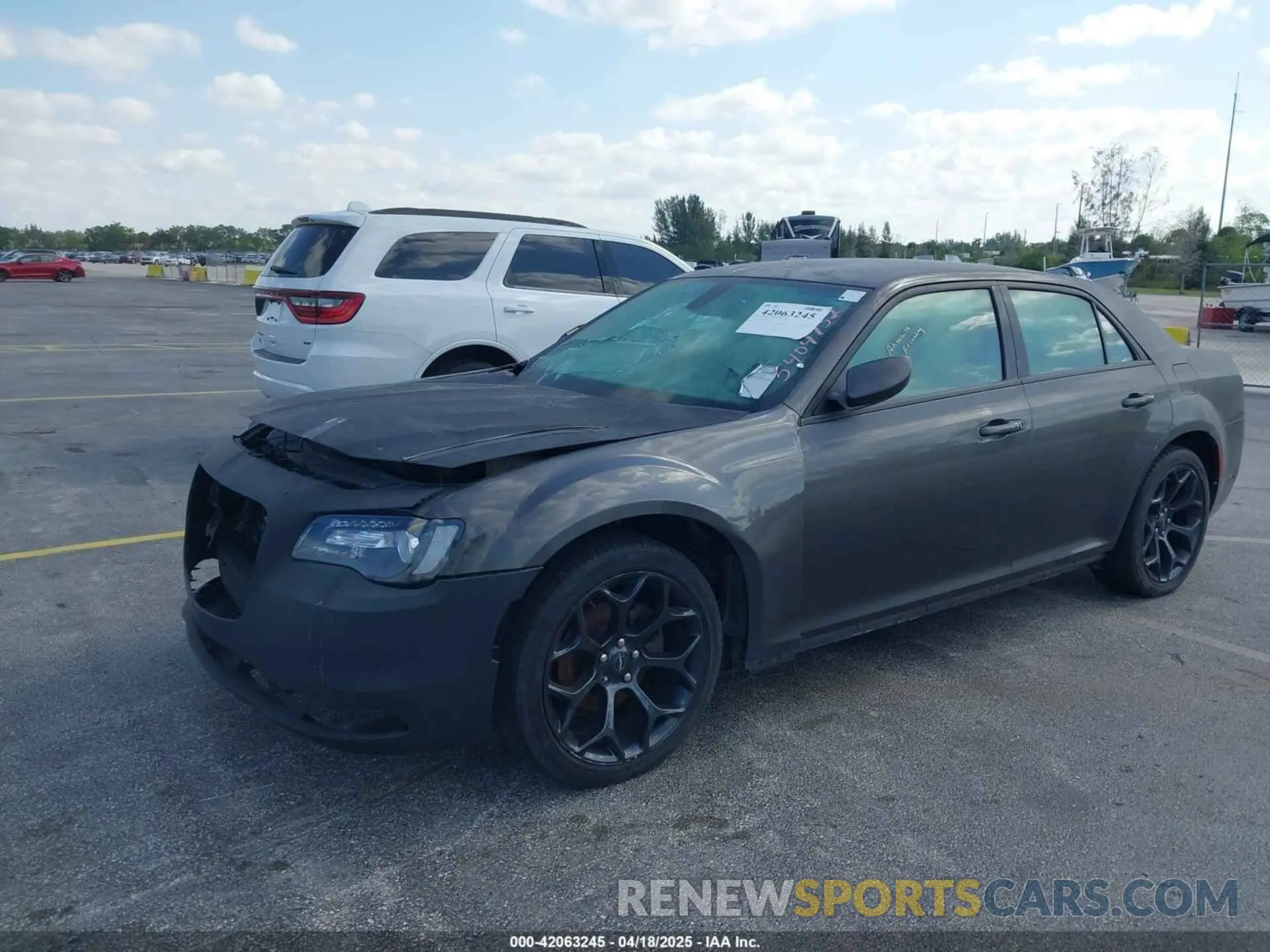 2 Photograph of a damaged car 2C3CCABG5KH516295 CHRYSLER 300 2019