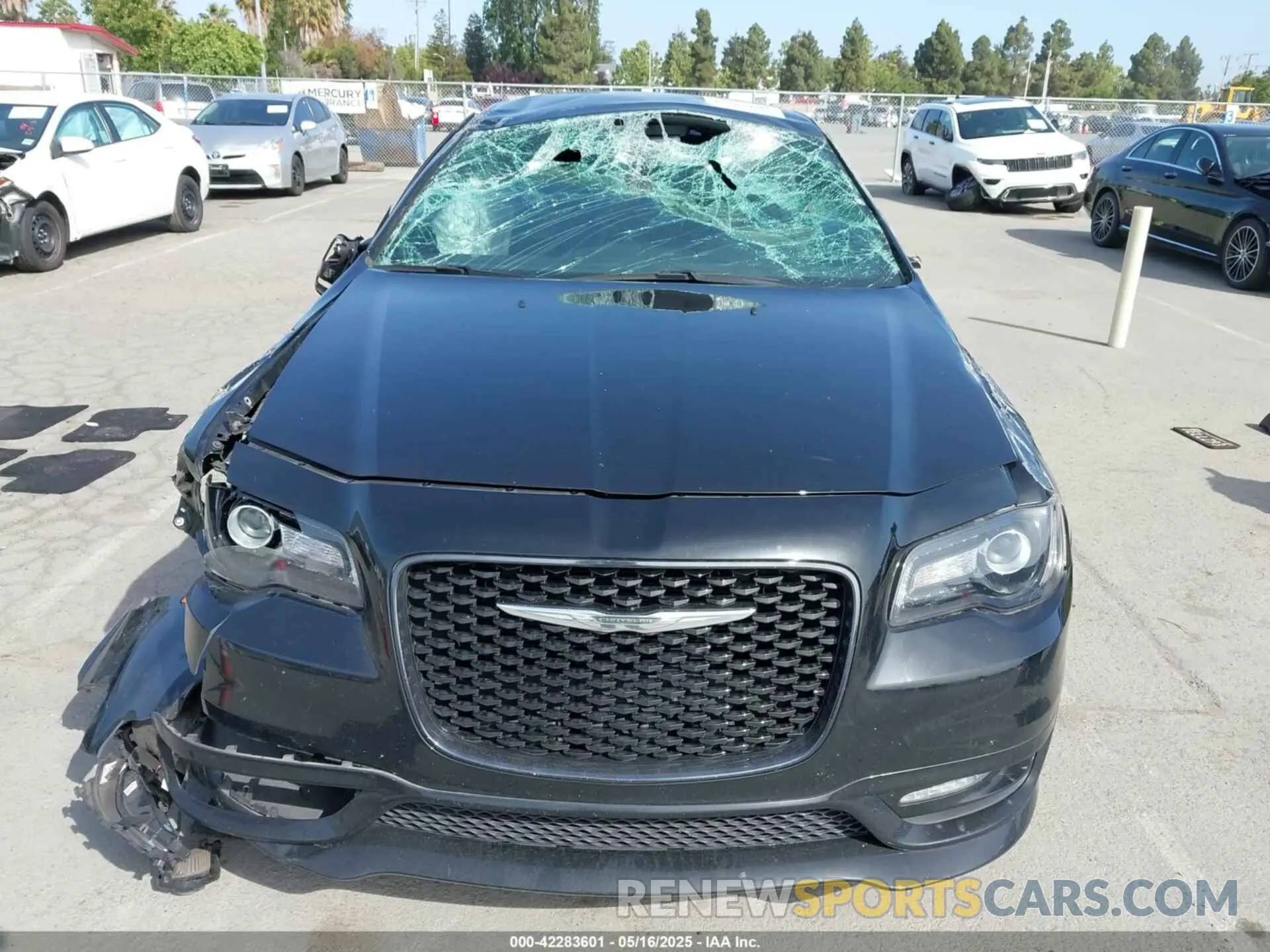 12 Photograph of a damaged car 2C3CCABG5KH648229 CHRYSLER 300 2019