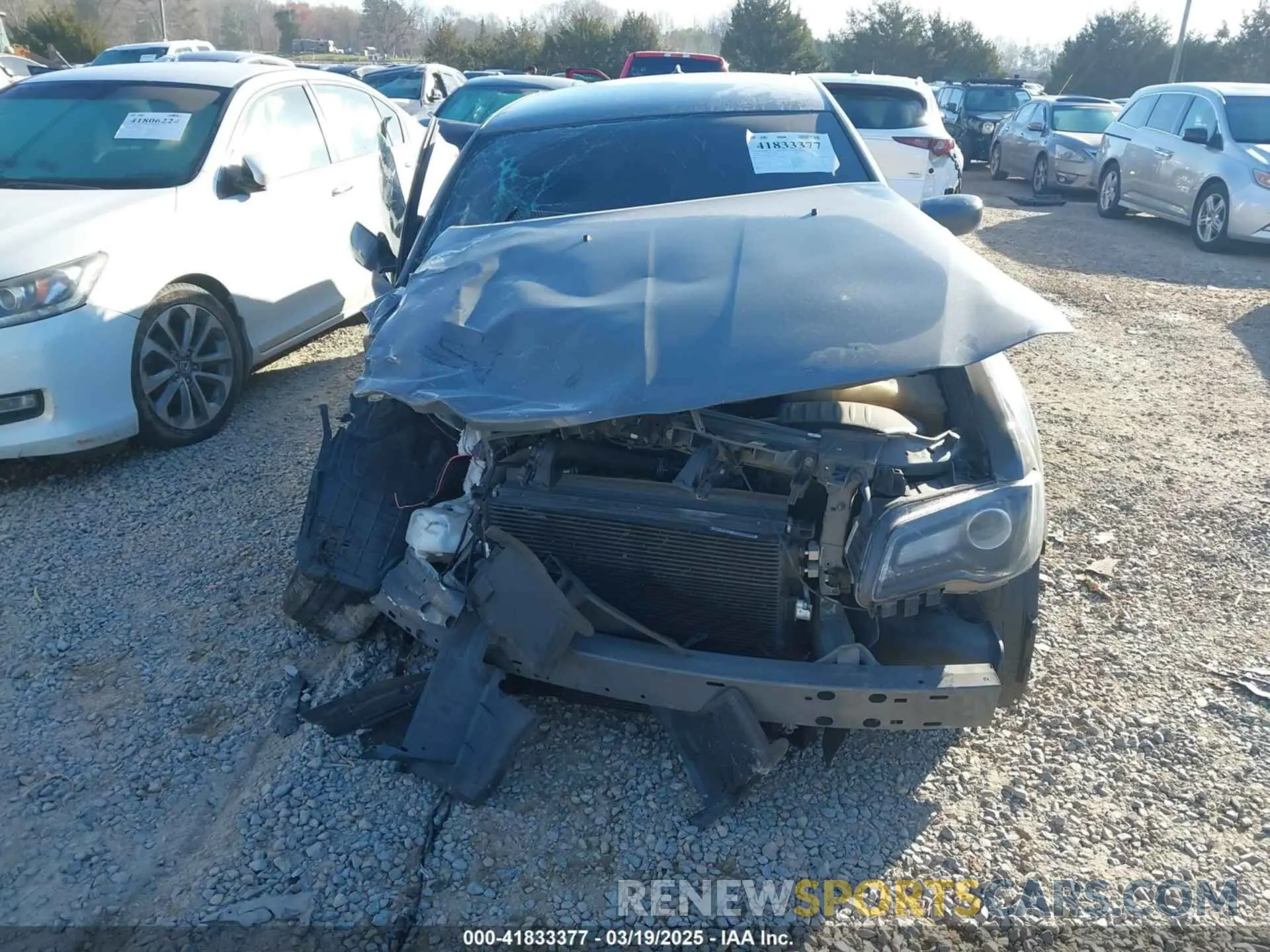 12 Фотография поврежденного автомобиля 2C3CCABG5KH708249 CHRYSLER 300 2019