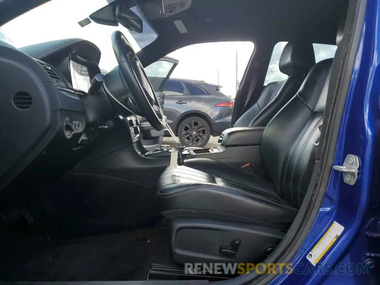 7 Фотография поврежденного автомобиля 2C3CCABG7KH515679 CHRYSLER 300 2019
