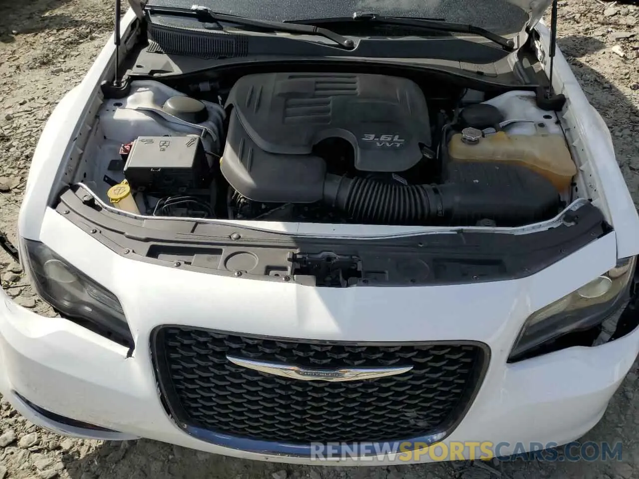 11 Photograph of a damaged car 2C3CCABG8KH609442 CHRYSLER 300 2019