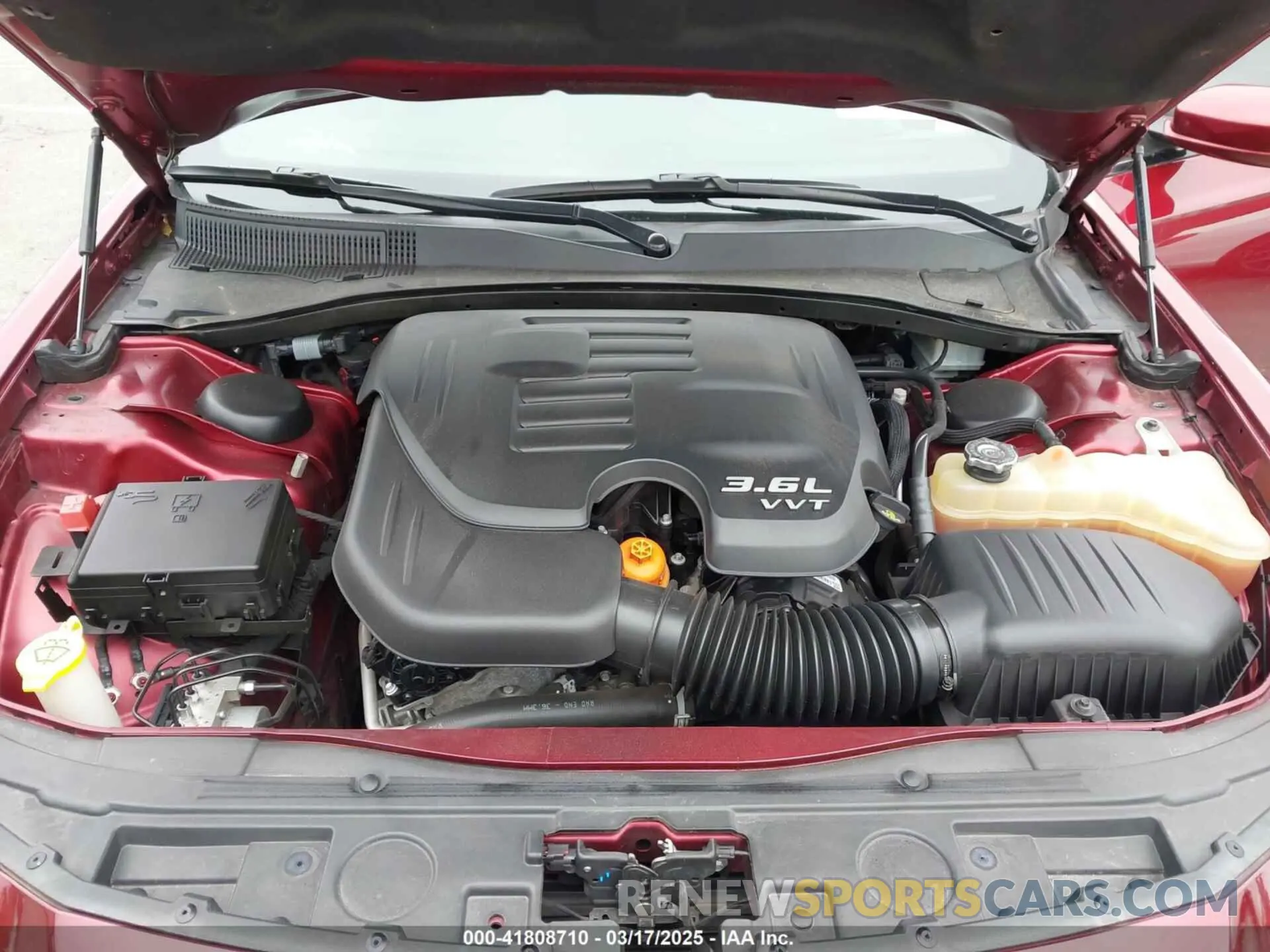 10 Photograph of a damaged car 2C3CCABGXKH577819 CHRYSLER 300 2019