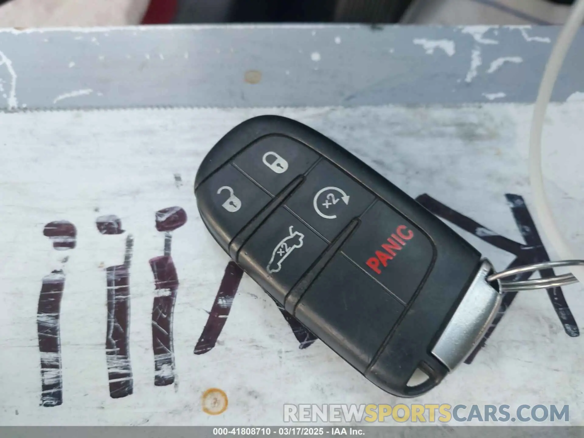 11 Photograph of a damaged car 2C3CCABGXKH577819 CHRYSLER 300 2019