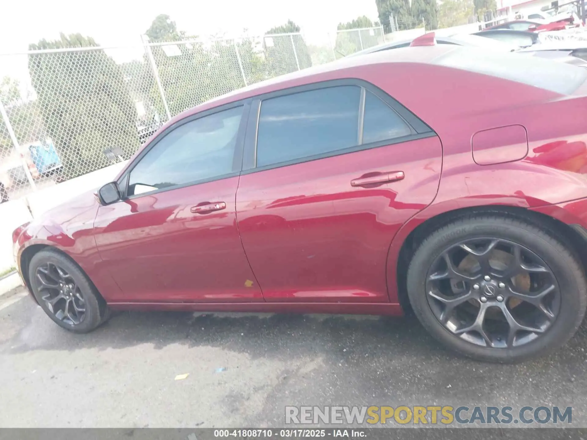 14 Photograph of a damaged car 2C3CCABGXKH577819 CHRYSLER 300 2019