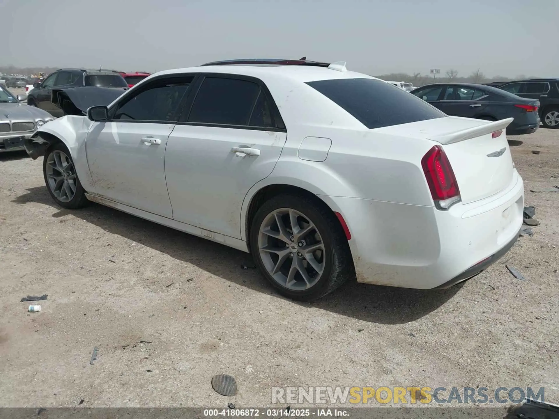 3 Photograph of a damaged car 2C3CCABT1KH564759 CHRYSLER 300 2019