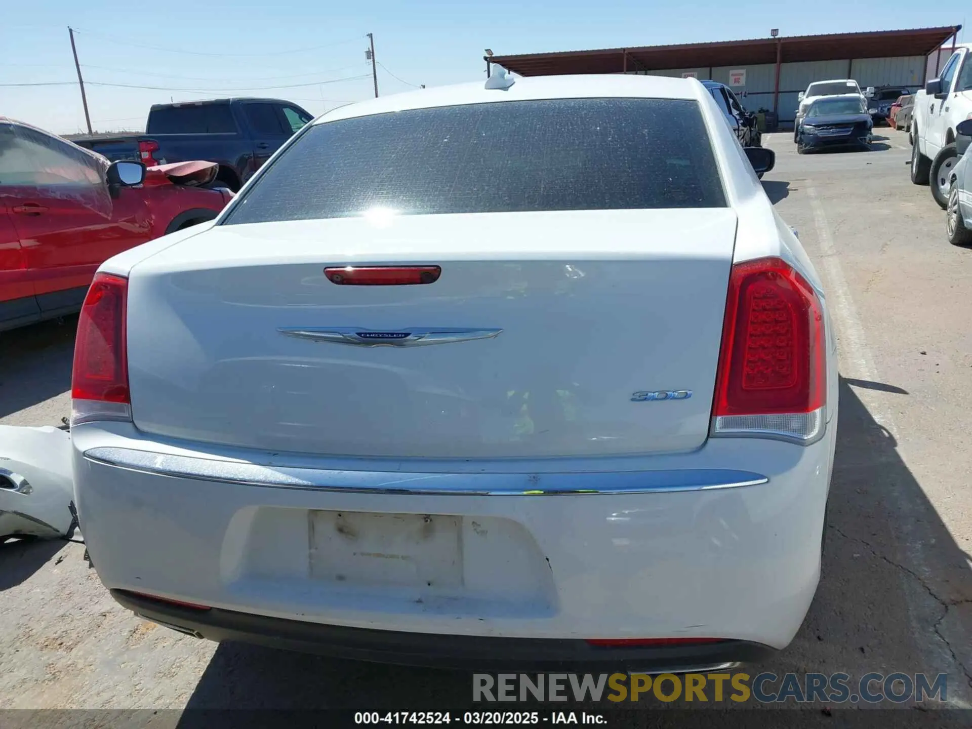 16 Фотография поврежденного автомобиля 2C3CCAEG0KH614095 CHRYSLER 300 2019