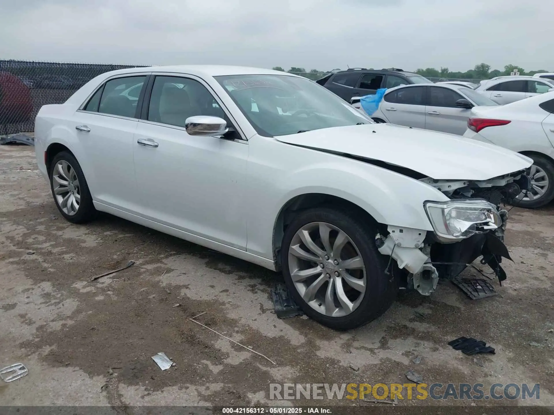 1 Photograph of a damaged car 2C3CCAEG1KH536281 CHRYSLER 300 2019