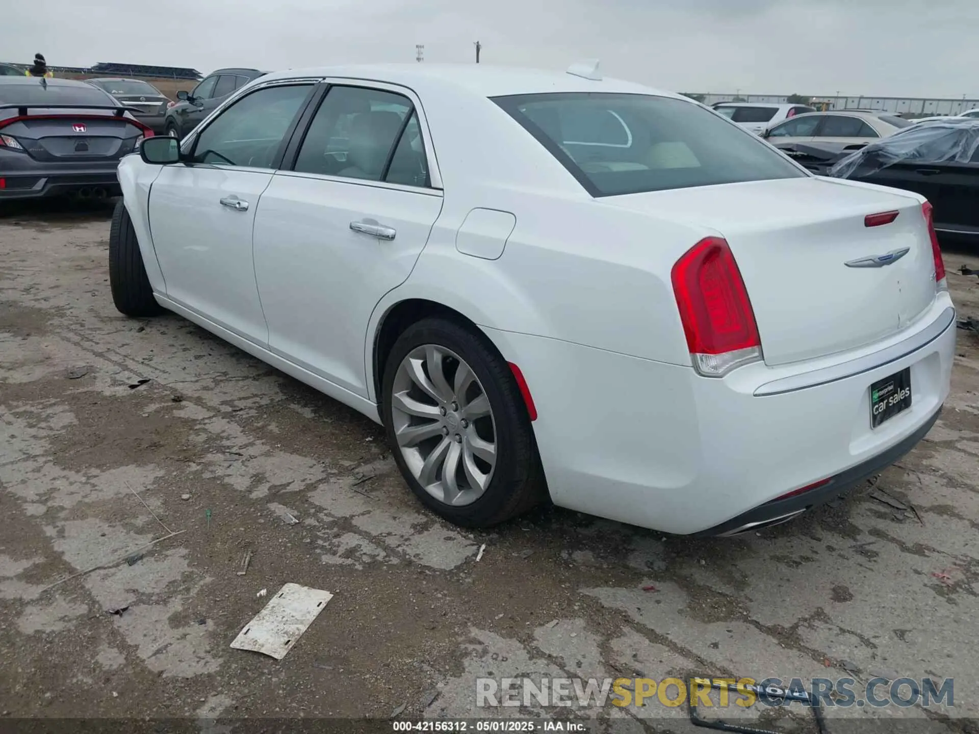 3 Photograph of a damaged car 2C3CCAEG1KH536281 CHRYSLER 300 2019