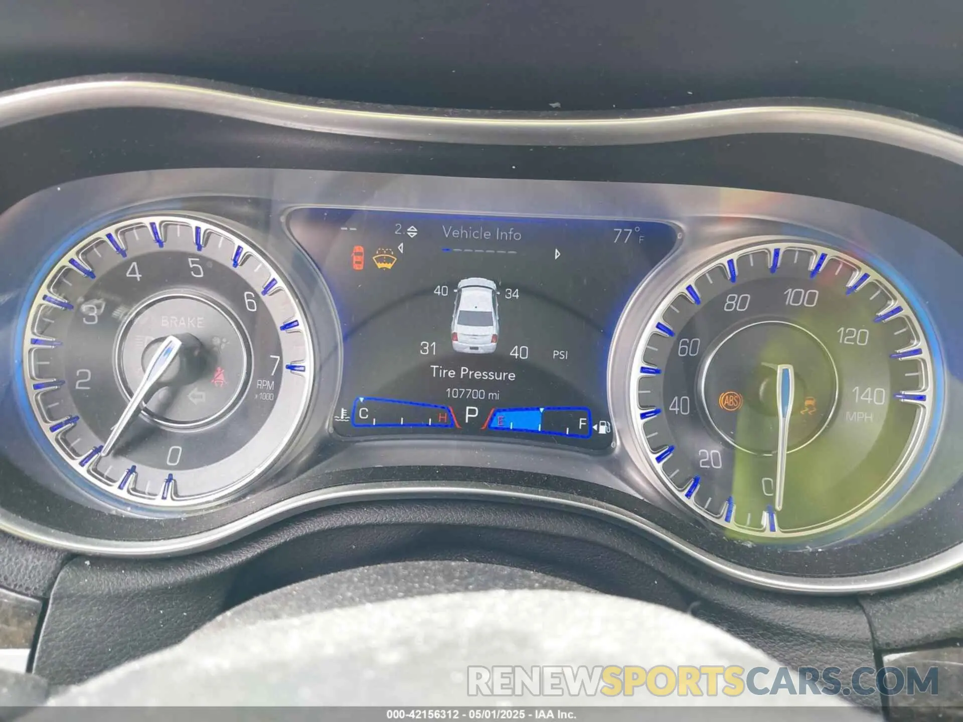 7 Photograph of a damaged car 2C3CCAEG1KH536281 CHRYSLER 300 2019
