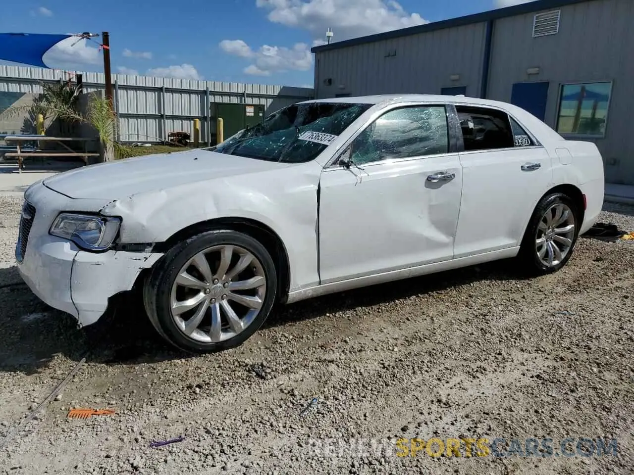1 Фотография поврежденного автомобиля 2C3CCAEG2KH698078 CHRYSLER 300 2019