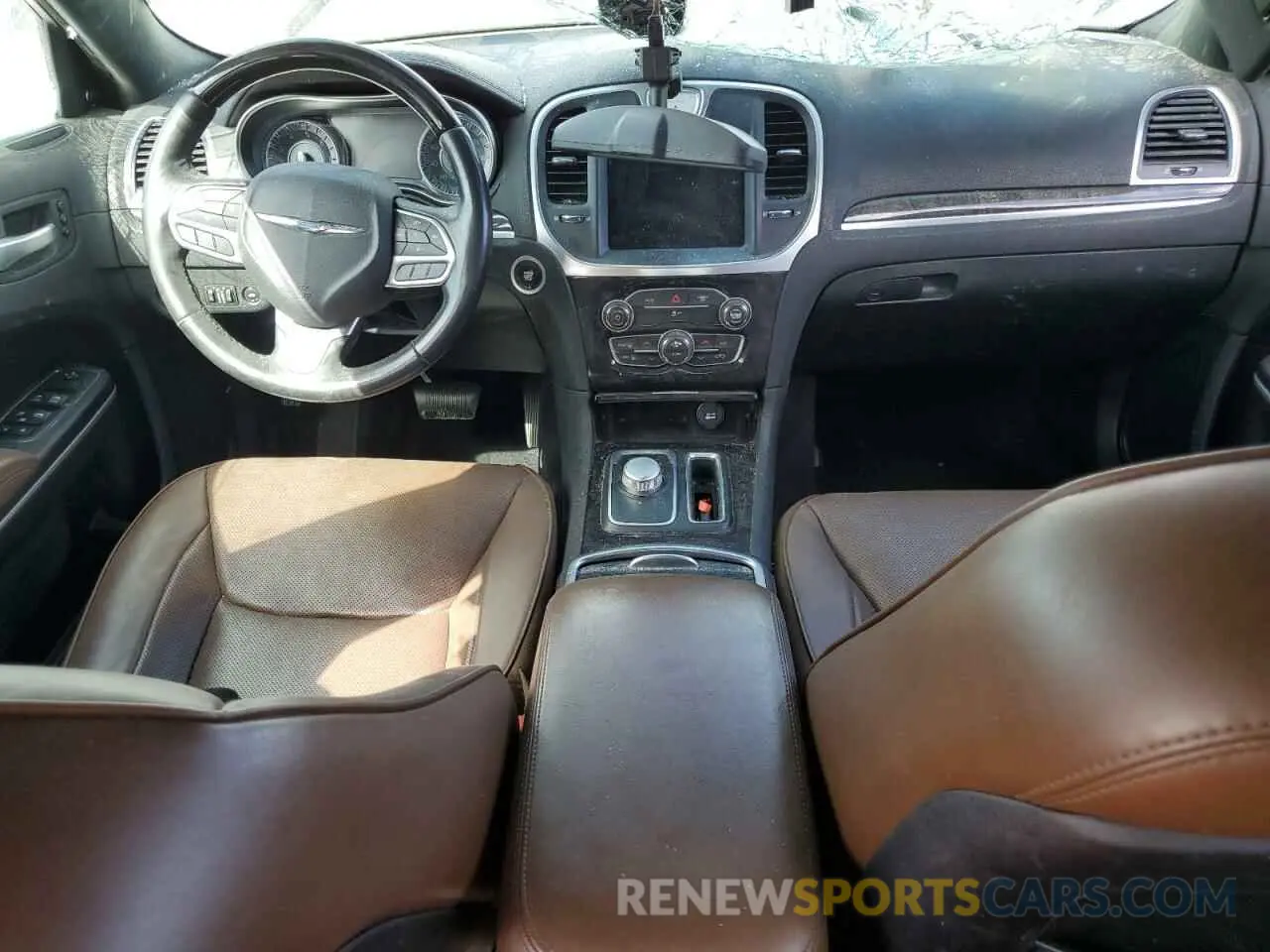 8 Фотография поврежденного автомобиля 2C3CCAEG2KH698078 CHRYSLER 300 2019