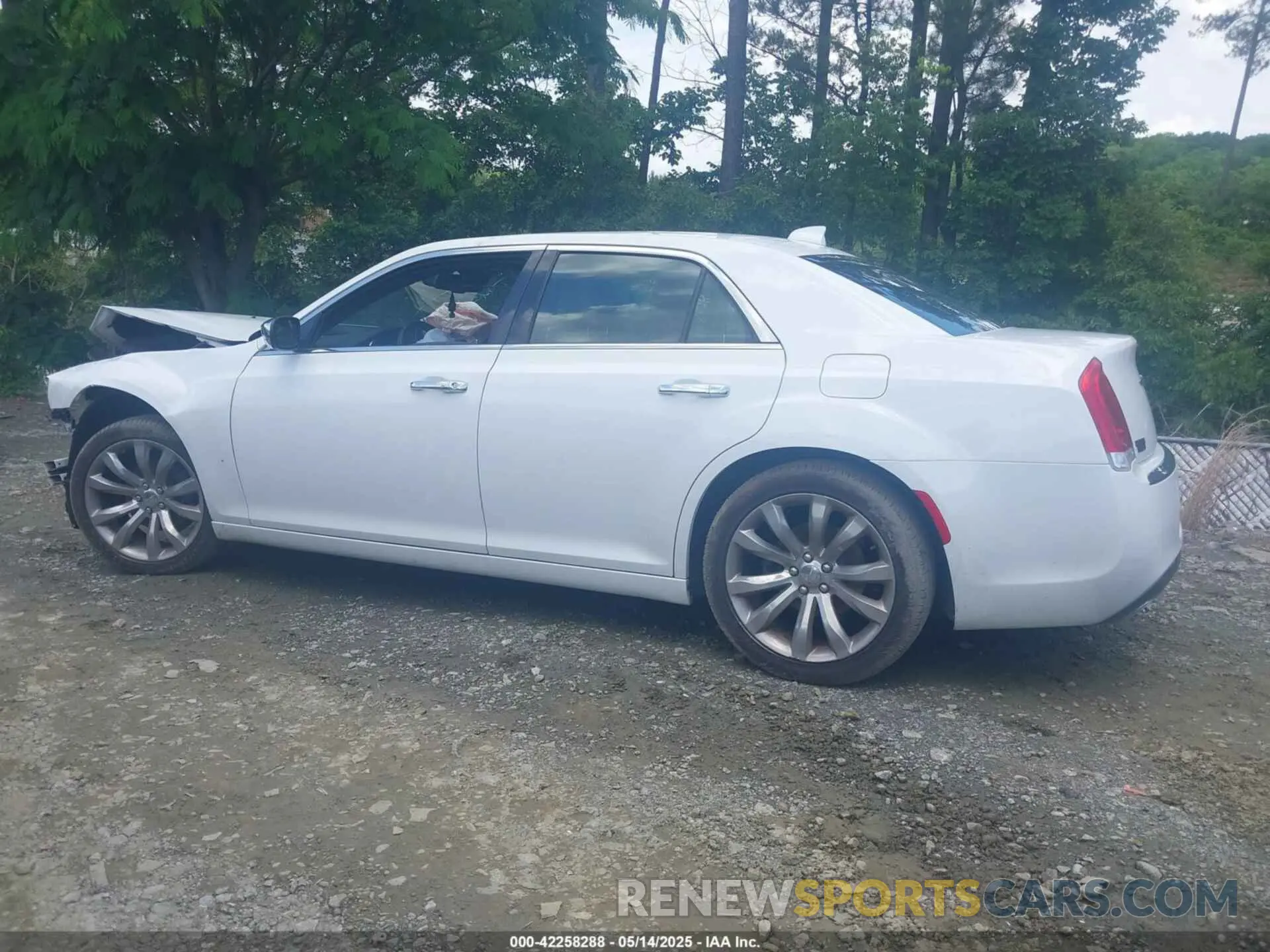 14 Photograph of a damaged car 2C3CCAEG3KH528019 CHRYSLER 300 2019