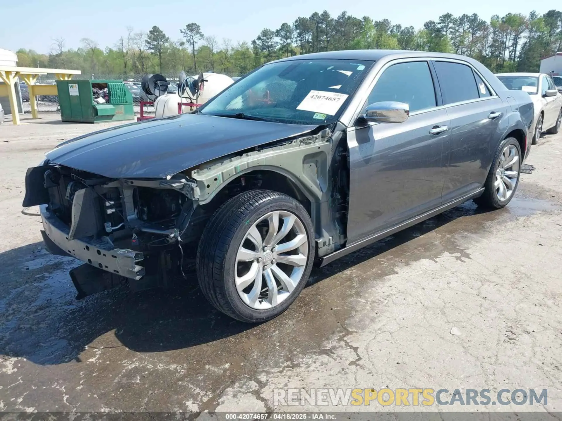 2 Фотография поврежденного автомобиля 2C3CCAEG3KH528585 CHRYSLER 300 2019
