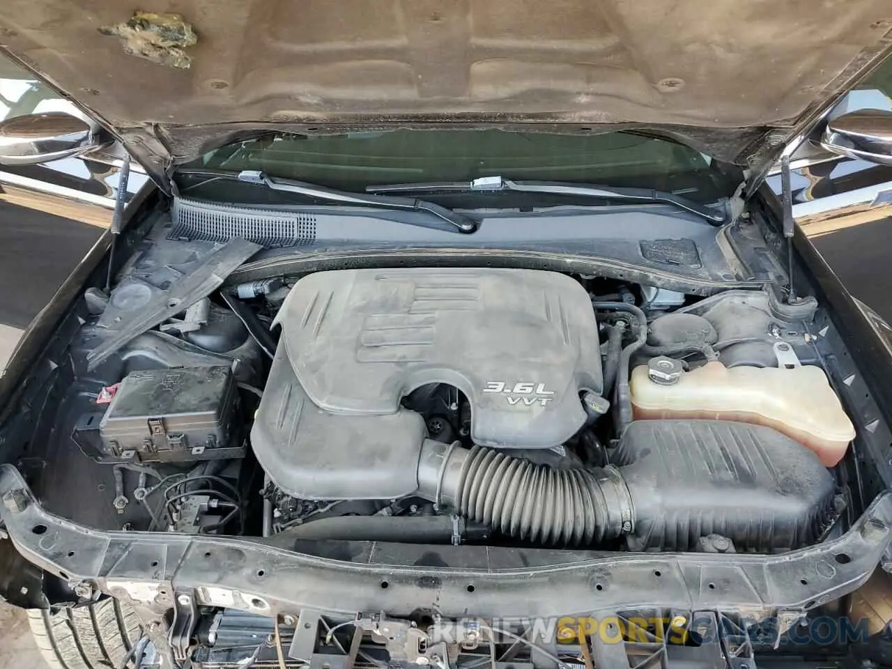 11 Photograph of a damaged car 2C3CCAEG3KH555818 CHRYSLER 300 2019