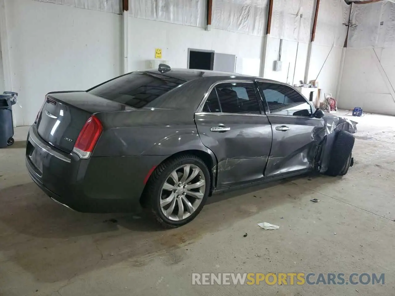 3 Photograph of a damaged car 2C3CCAEG3KH563000 CHRYSLER 300 2019