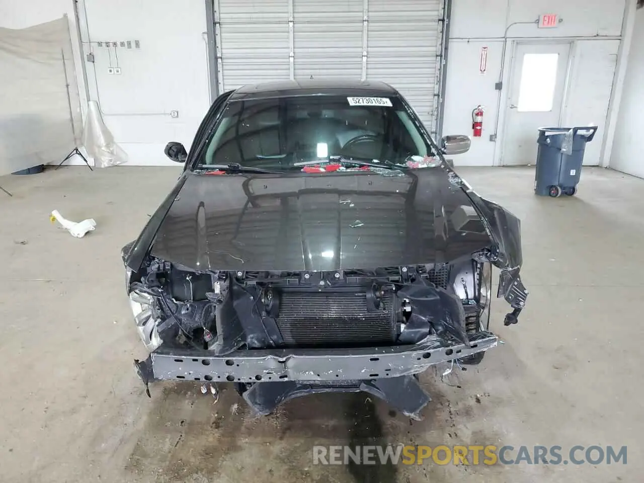 5 Photograph of a damaged car 2C3CCAEG3KH563000 CHRYSLER 300 2019